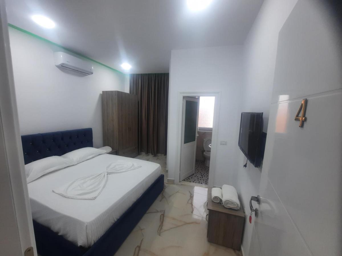 Hotel Megniar Lushnje Ngoại thất bức ảnh