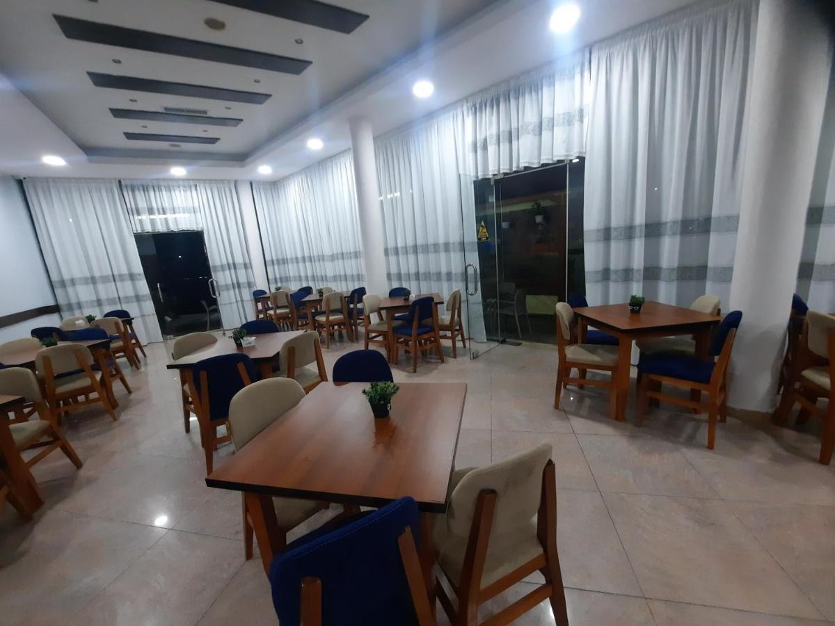 Hotel Megniar Lushnje Ngoại thất bức ảnh